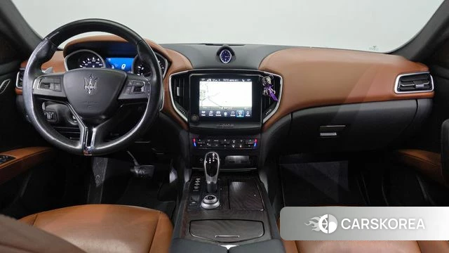 Maserati Ghibli id 3893938 из Кореи 10