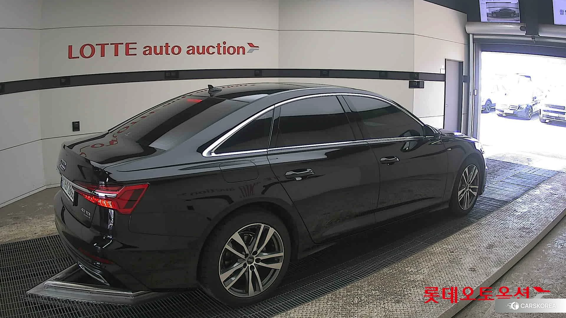 Audi A6 40 TDI quattro id 3882203 из Кореи 10