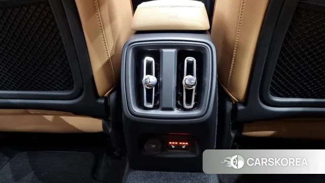 Volvo XC40 id 2999016 из Кореи 10