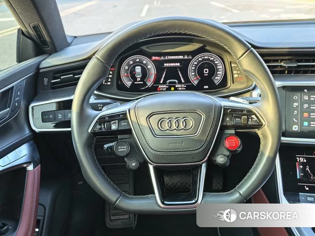 Audi A7L id 4261263 из Китая 10