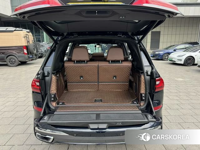 BMW X7 id 4217518 из Китая 10