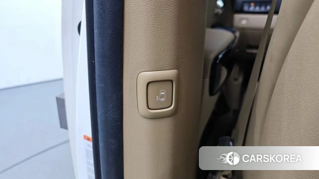 Kia The New Carnival id 4755117 из Кореи 10