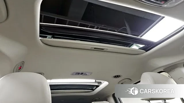 Kia The New Carnival id 3307900 из Кореи 10