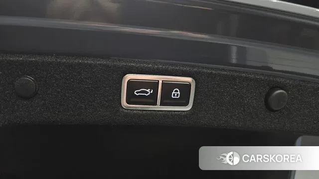 Hyundai Grandeur (GN7) id 3658880 из Кореи 10