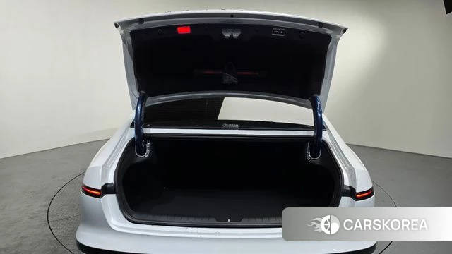 Hyundai Grandeur Hybrid (GN7) id 4548442 из Кореи 10
