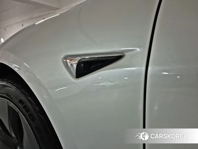 Tesla Model 3 id 3144131 из Кореи 10