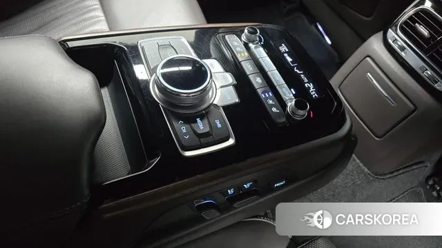 Genesis G90 id 3681583 из Кореи 10