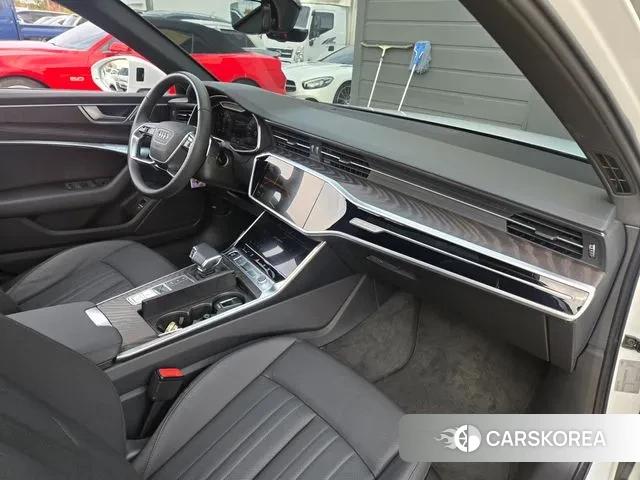 Audi A6 (C8) id 3348619 из Кореи 10