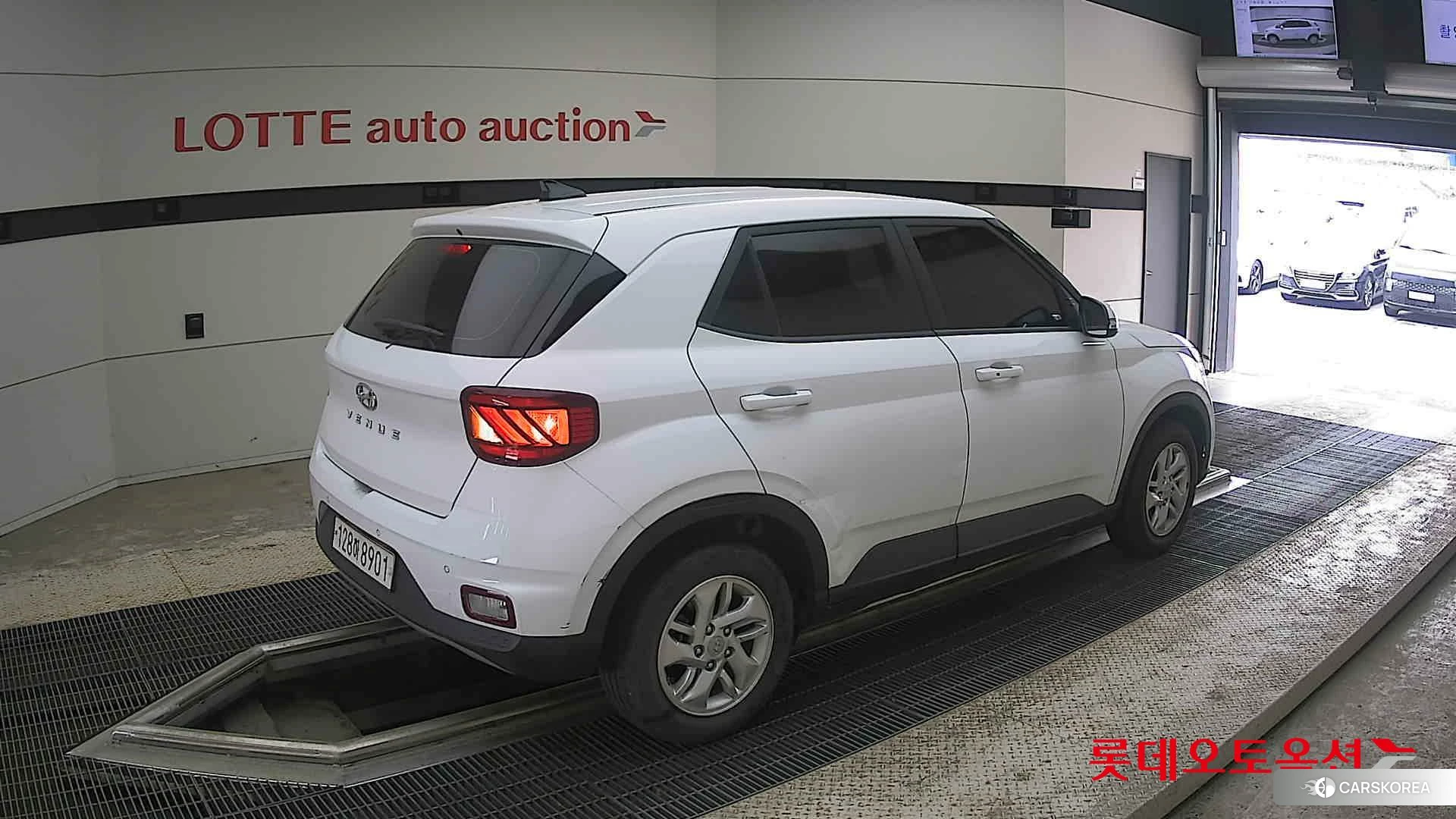Hyundai Venue id 4289503 из Кореи 10