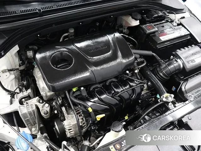 Hyundai Avante AD id 3773165 из Кореи 10