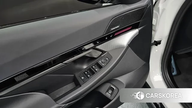 BMW 5 Series (G60) id 3399979 из Кореи 10