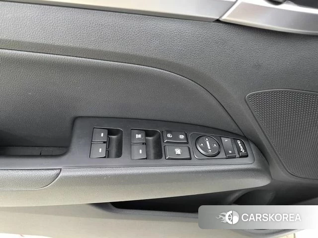 Hyundai The New Avante AD id 4389997 из Кореи 10