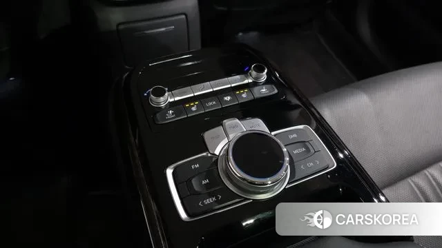 Genesis G90 id 3396183 из Кореи 10