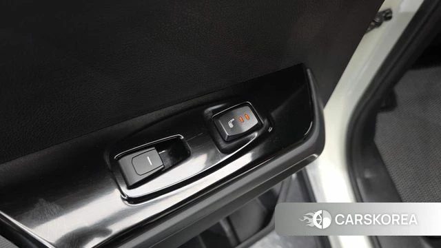Ssangyong Torres id 4281646 из Кореи 10