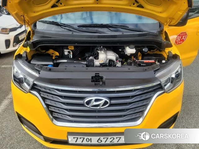 Hyundai The New Grand Starex id 3248874 из Кореи 10