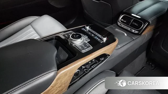 Genesis G90 id 2855356 из Кореи 10