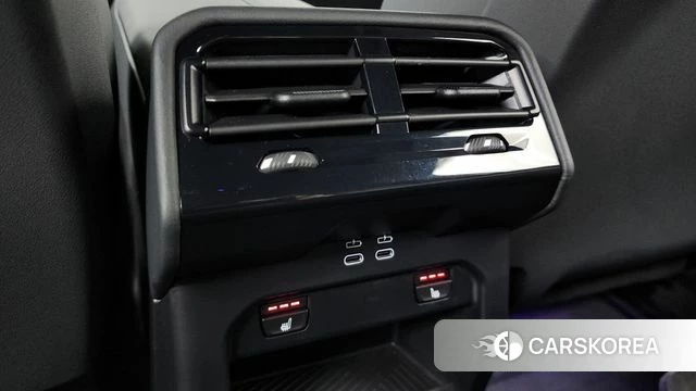 BMW 5 Series (G60) id 3921531 из Кореи 10