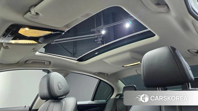 BMW 5 Series (G30) id 4180511 из Кореи 10