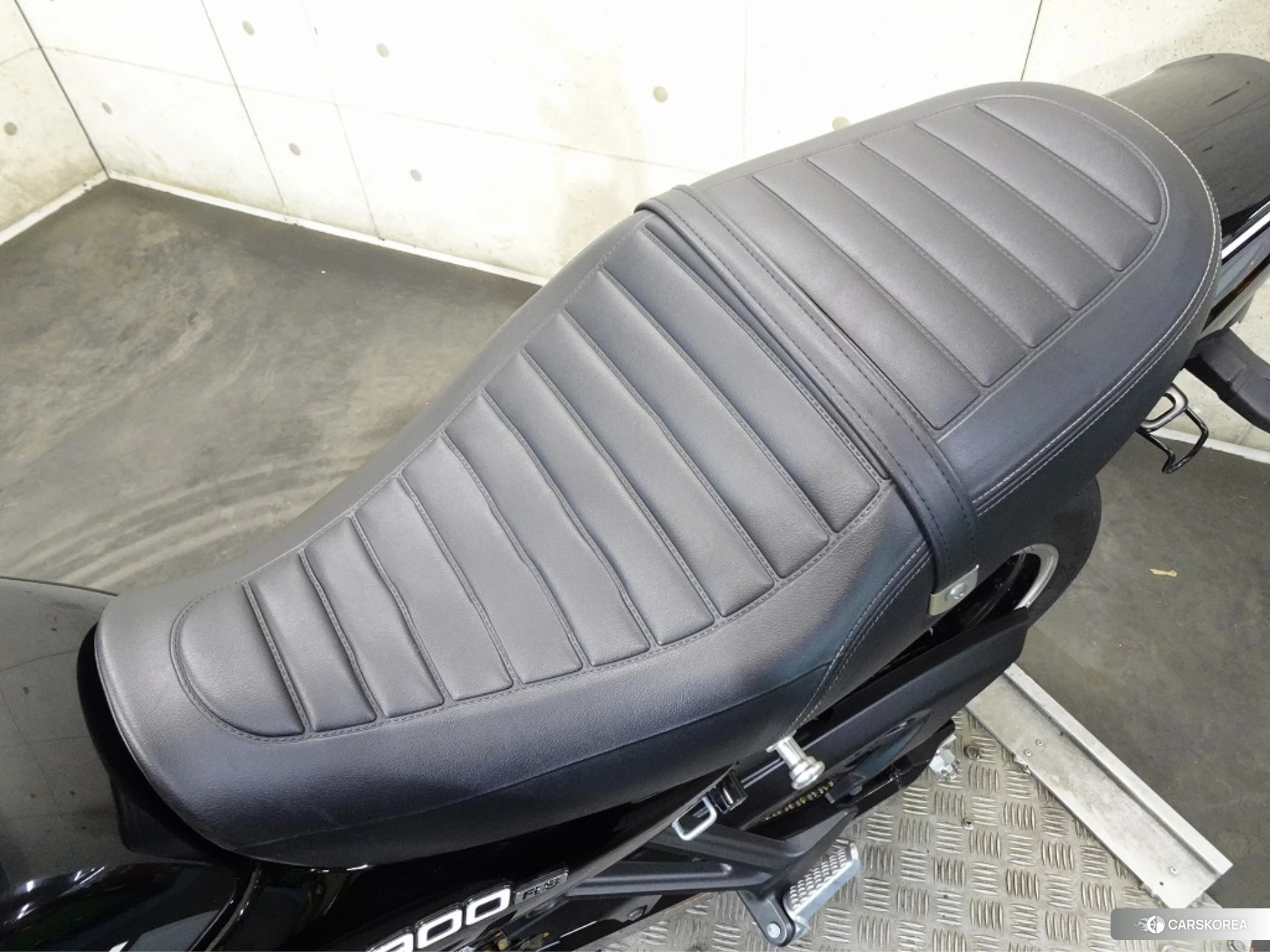 Kawasaki Z900RS id 3950371 из Японии 10
