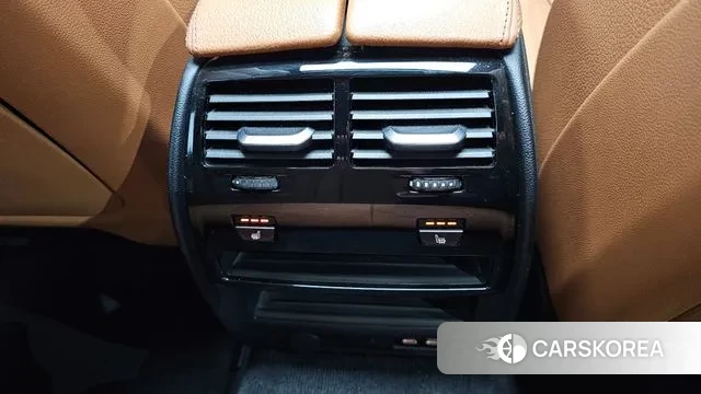 BMW 5 Series (G30) id 3324053 из Кореи 10