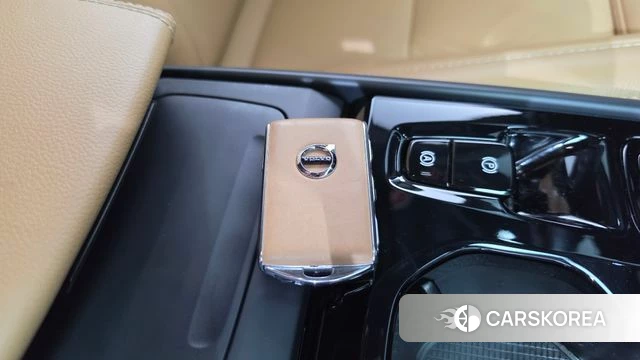 Volvo XC40 id 4864910 из Кореи 10