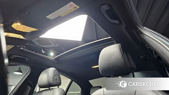 BMW 5 Series (G30) id 3029506 из Кореи 10