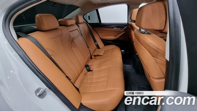 BMW 5 Series (G30) id 2275100 из Кореи 10