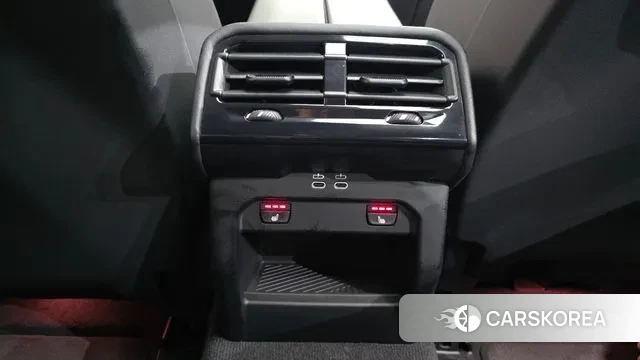 BMW 5 Series (G60) id 3544657 из Кореи 10