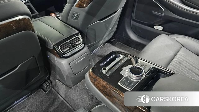 Genesis G90 id 3878382 из Кореи 10