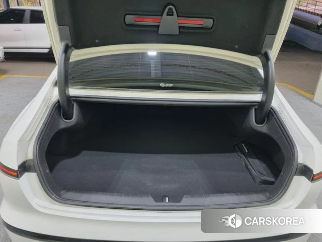 Hyundai Grandeur (GN7) id 3963737 из Кореи 10