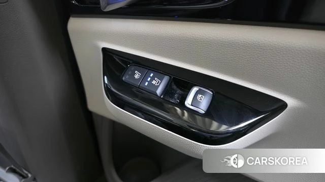 Kia Carnival 4th generation id 4836111 из Кореи 10