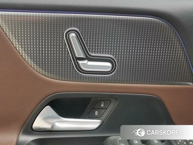 Mercedes-Benz GLB id 4301787 из Китая 10