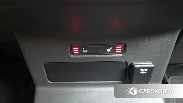 Land Rover Range Rover Velar id 4633353 из Кореи 10