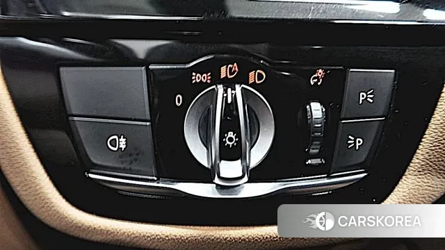 BMW 5 Series (G30) id 3545916 из Кореи 10