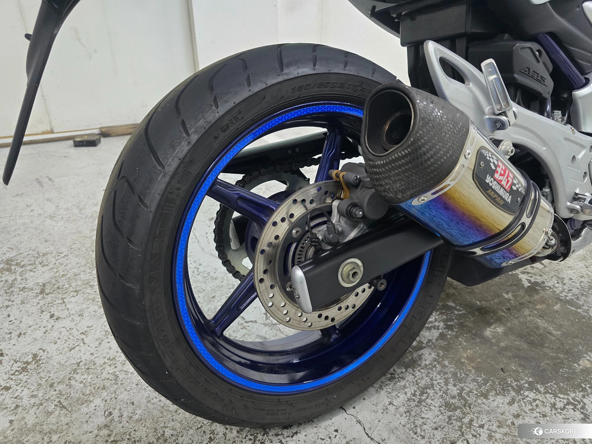 Suzuki GLADIUS 400 ABS id 4192832 из Японии 10