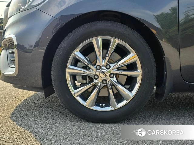Kia The New Carnival id 4435325 из Кореи 10