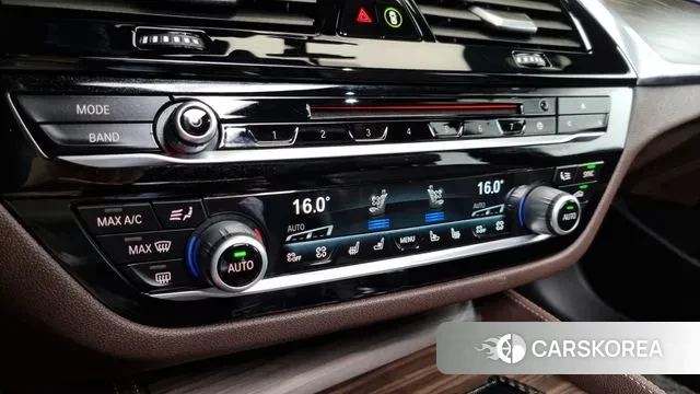 BMW 5 Series (G30) id 3050728 из Кореи 10