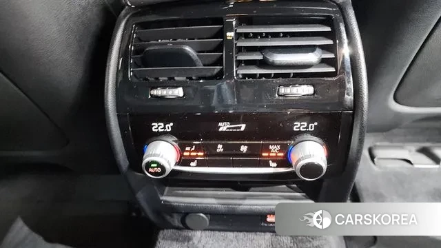 BMW 5 Series (G30) id 3422246 из Кореи 10