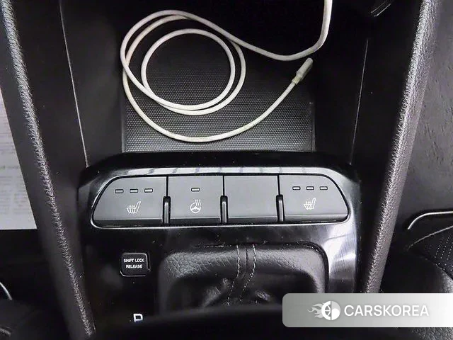 Kia Stonic id 3004604 из Кореи 10