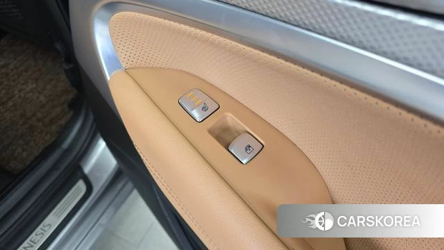 Genesis The New G70 id 3860304 из Кореи 10