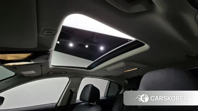 BMW 5 Series (G30) id 3639611 из Кореи 10