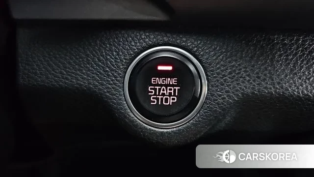 Kia Stonic id 3748744 из Кореи 10