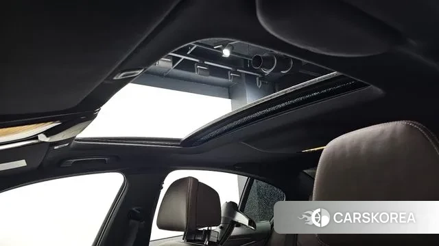 BMW 5 Series (G30) id 3508826 из Кореи 10