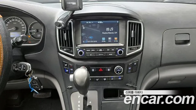 Hyundai The New Grand Starex id 2840315 из Кореи 10