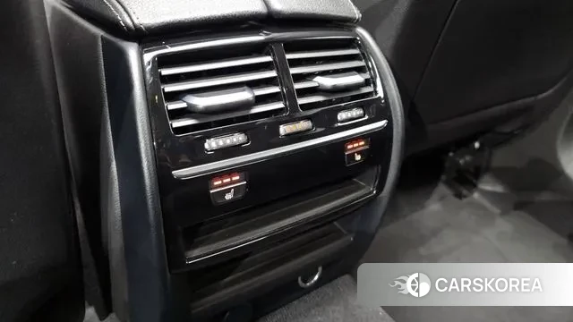 BMW 5 Series (G30) id 3375185 из Кореи 10