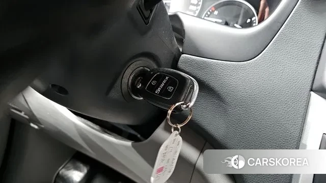 Hyundai The New Grand Starex id 3385890 из Кореи 10