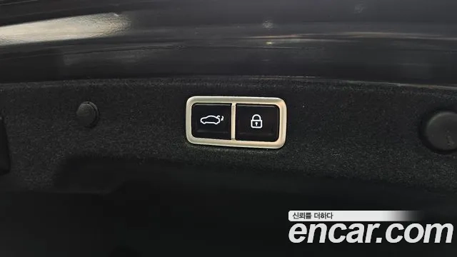 Hyundai Grandeur (GN7) id 2857907 из Кореи 10