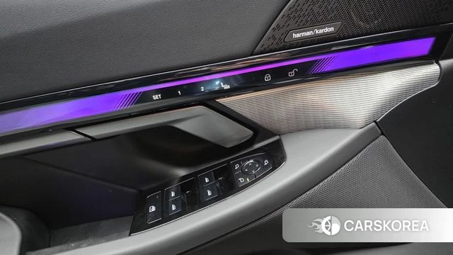BMW 5 Series (G60) id 4578466 из Кореи 10