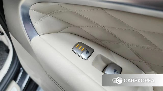 Genesis G70 id 3899582 из Кореи 10