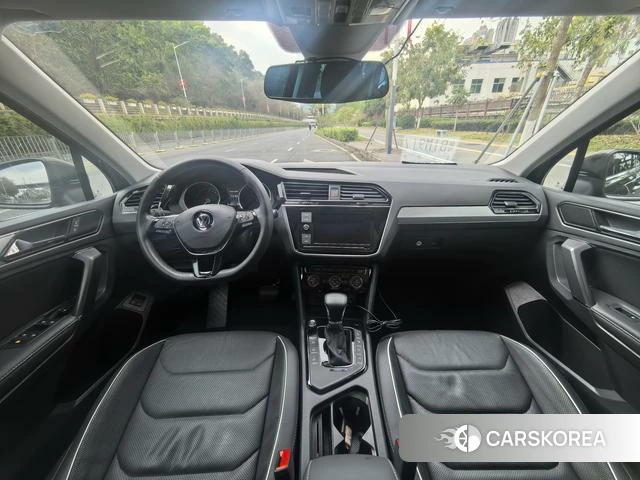 Volkswagen Tiguan L PHEV id 4213021 из Китая 10